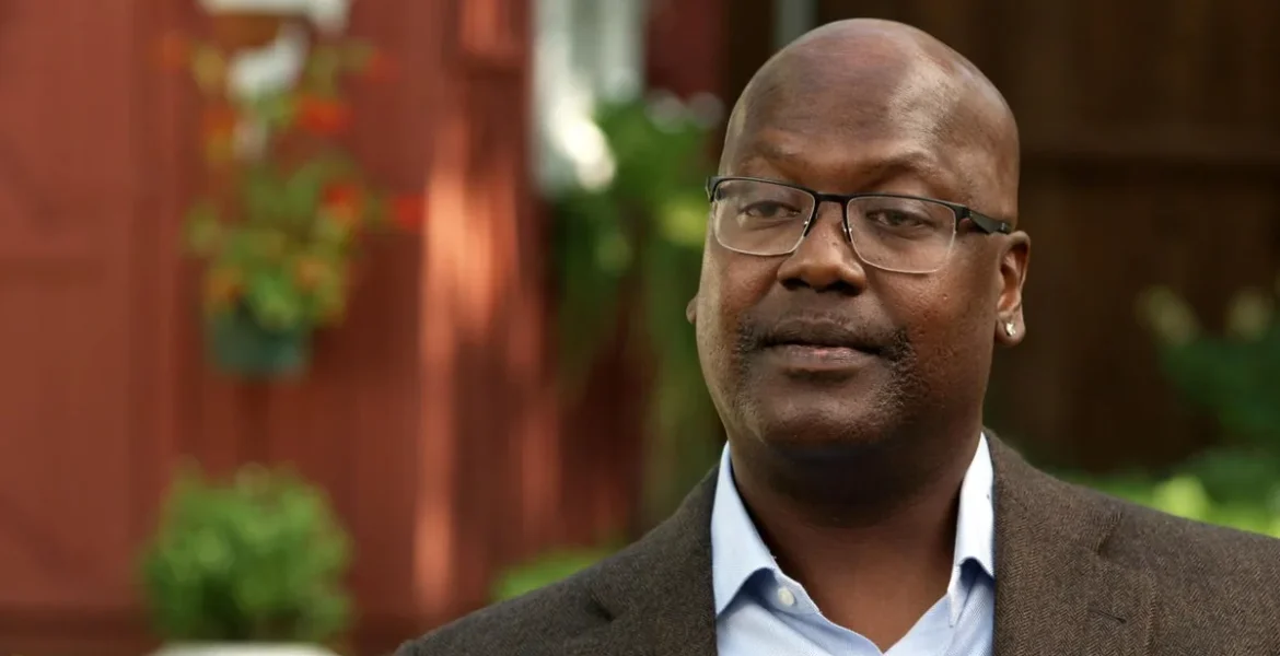 Curtis Flowers speaks after being released from jail in Mississippi