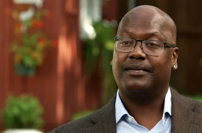 Curtis Flowers speaks after being released from jail in Mississippi